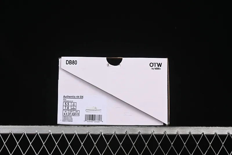 All categories Vans Vans series Vans Low Vans low-top Vans Authentic 44 DX checkerboard slip-on lazy skate shoes VN000EEUCCZ